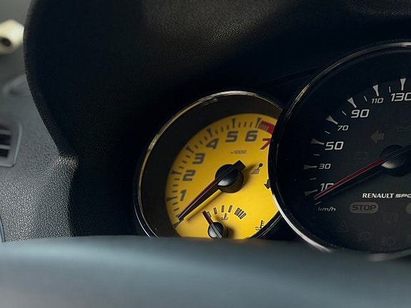 Renault Megane 10 of 17