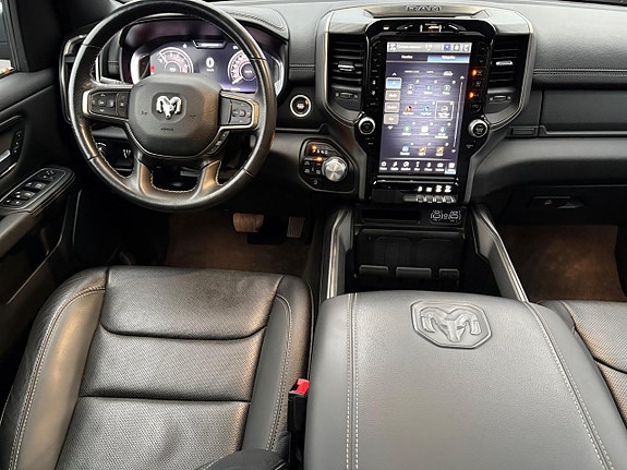 Dodge RAM 1500 13 of 25