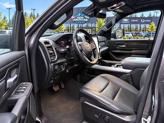 Dodge RAM 1500 8 of 25