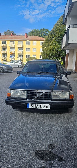 Volvo 940 2 of 2