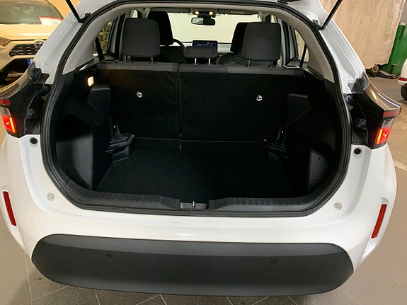 Toyota Yaris Cross 7 of 27
