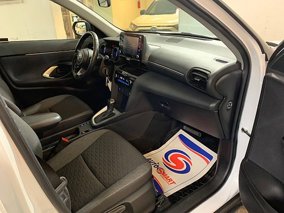Toyota Yaris Cross 21 of 27