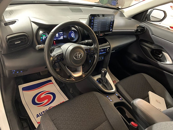Toyota Yaris Cross 11 of 27