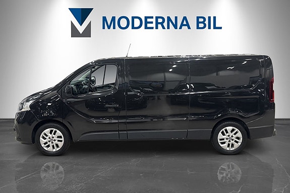 Nissan NV300 2 of 19