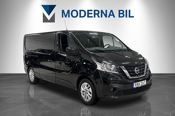Nissan NV300 7 of 19