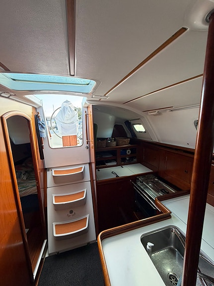 Beneteau 331 Clipper 8 of 9