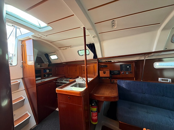 Beneteau 331 Clipper 6 of 9