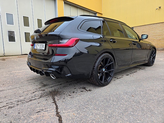 BMW 320d 5 of 15