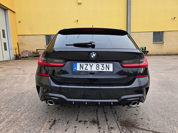 BMW 320d 6 of 15