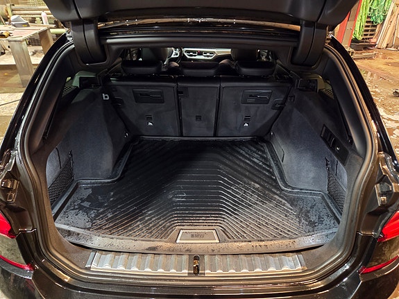 BMW 320d 15 of 15