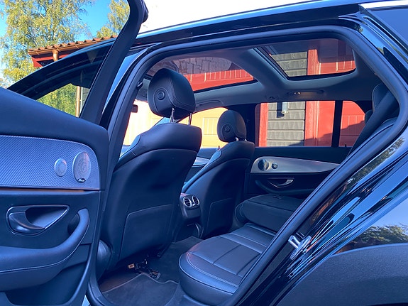 Mercedes-Benz E 220 d 7 of 12