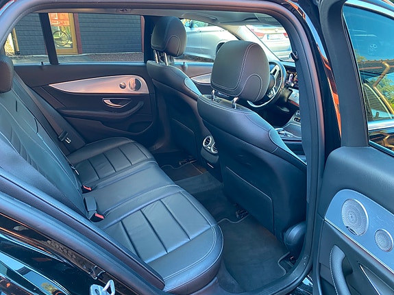 Mercedes-Benz E 220 d 8 of 12
