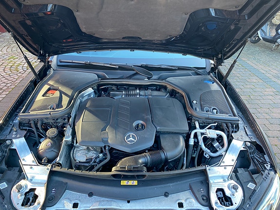 Mercedes-Benz E 220 d 10 of 12
