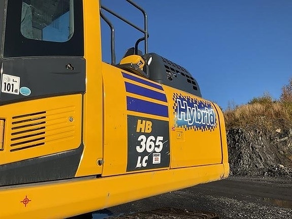 Komatsu HB365LC-3E0 8 of 24