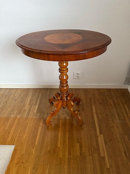 Product image 1 of 4