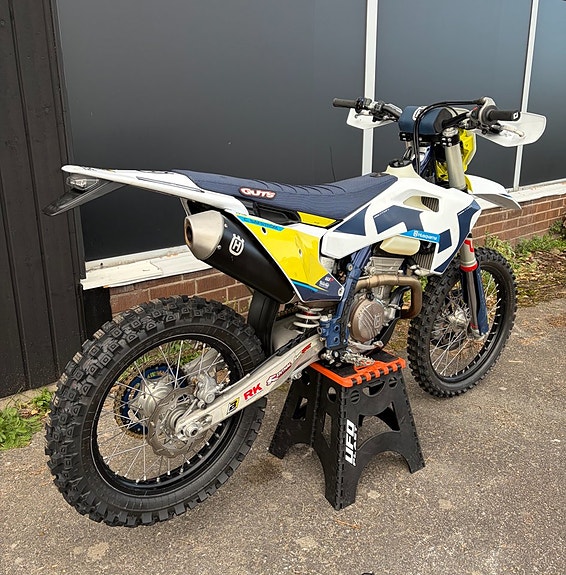 Husqvarna FE 350 2024 3 of 6