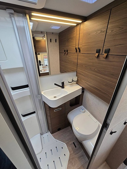 Hymer ML-T 580 4x4 Facelift 9 of 14