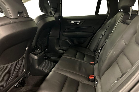 Volvo V60 22 of 30