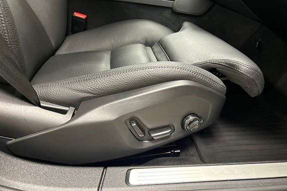 Volvo V60 19 of 30