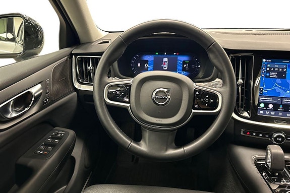 Volvo V60 12 of 30