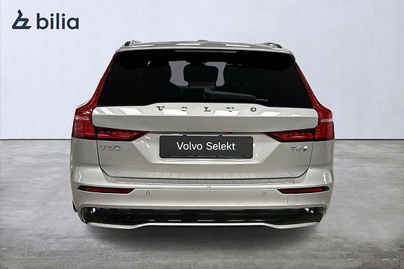 Volvo V60 9 of 30
