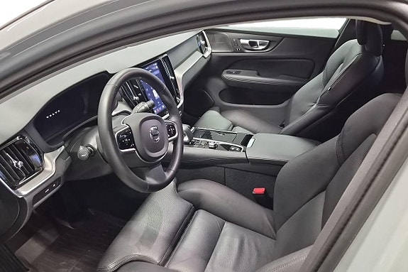 Volvo V60 12 of 24