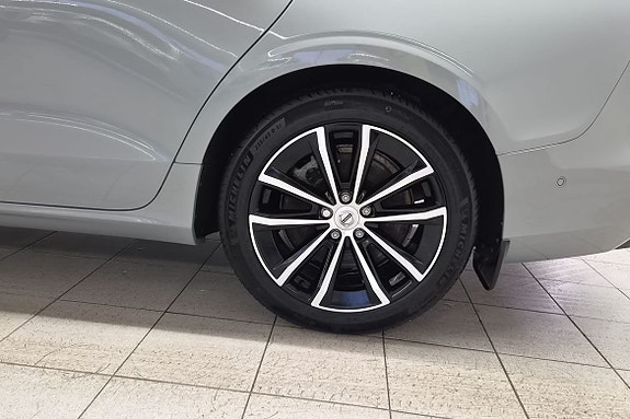 Volvo V60 23 of 24