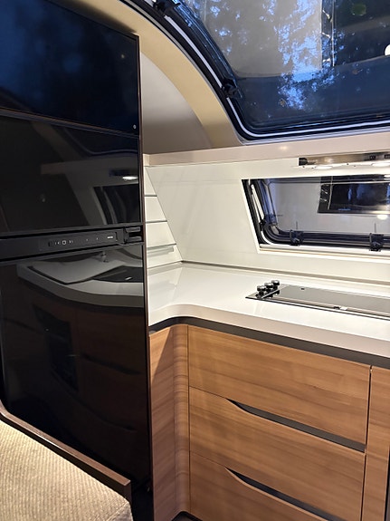 Adria Alpina 663 HT 11 of 11
