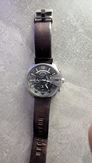 Product image 1 of 2