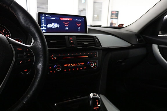 BMW 320d 16 of 21