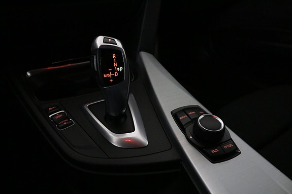 BMW 320d 18 of 21