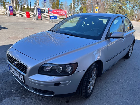 Volvo S40 3 of 8