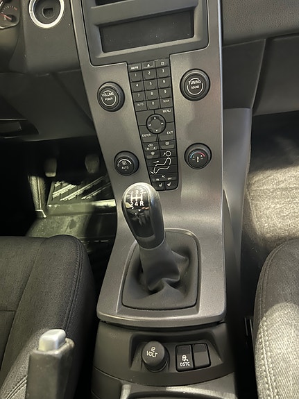 Volvo S40 7 of 8