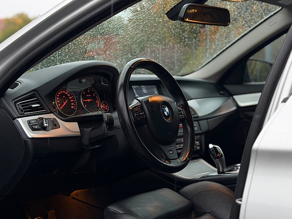 BMW 520d 28 of 29