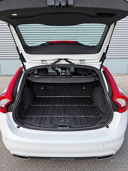 Volvo V60 10 of 16