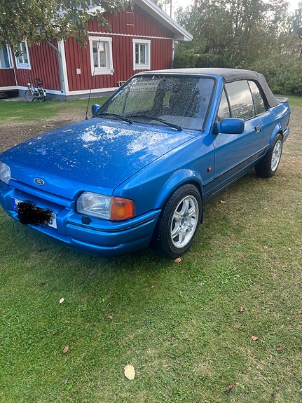Ford Escort 7 of 7