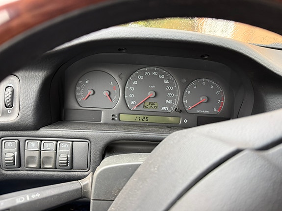 Volvo S70 9 of 12