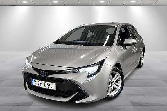 Toyota Corolla 2 of 17
