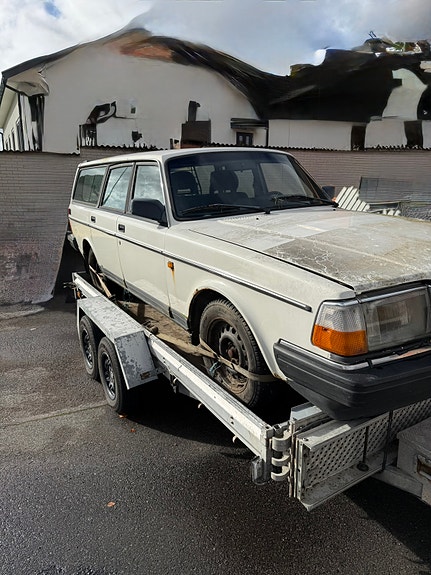 Volvo 245 10 of 10