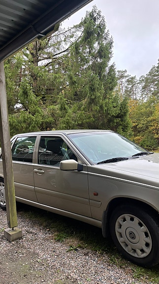 Volvo S70 2 of 3