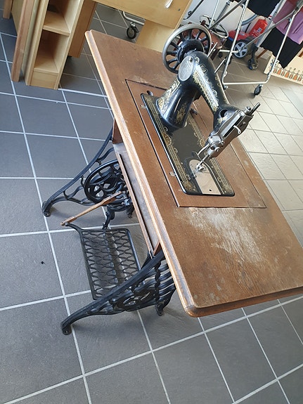 Product image 8 of 9