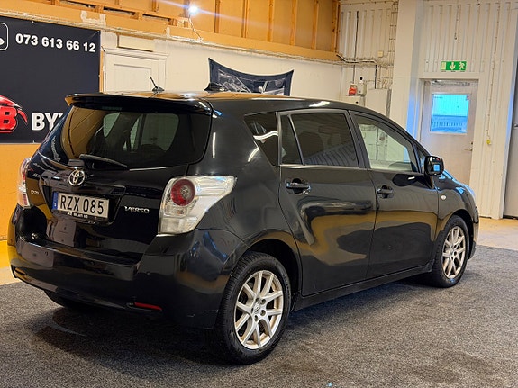 Toyota Verso 4 of 18