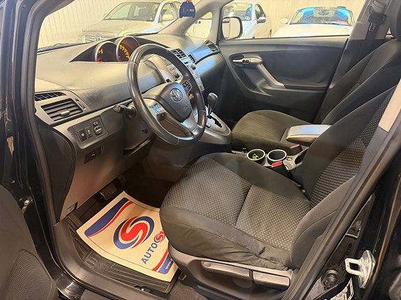 Toyota Verso 16 of 18
