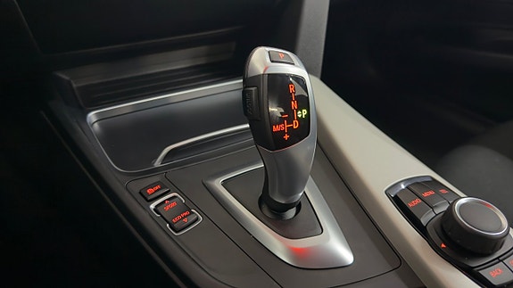 BMW 320d 18 of 20