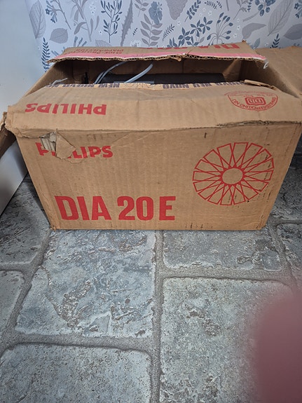 Product image 1 of 2