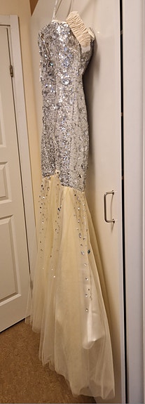 Product image 1 of 6