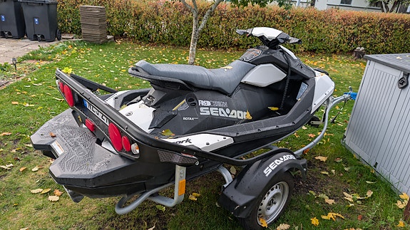 Seaddoo Spark 3up - 62h - 2017 6 of 8