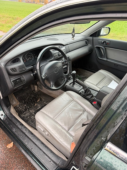 Mazda Xedos 9 10 of 16