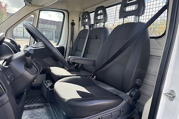 Peugeot Boxer 13 of 21