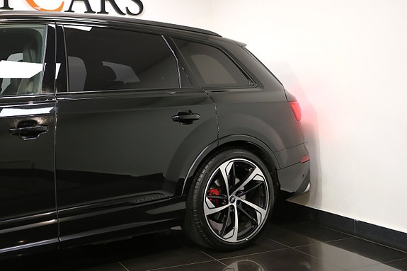 Audi SQ7 26 of 27